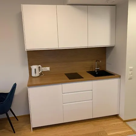 Apartament Tiiru 5 *