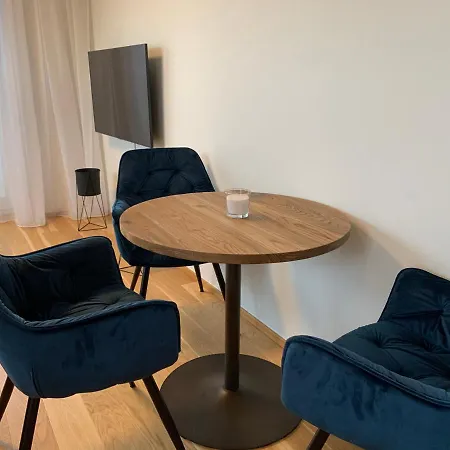 Tiiru 5 Appartamento Pärnu